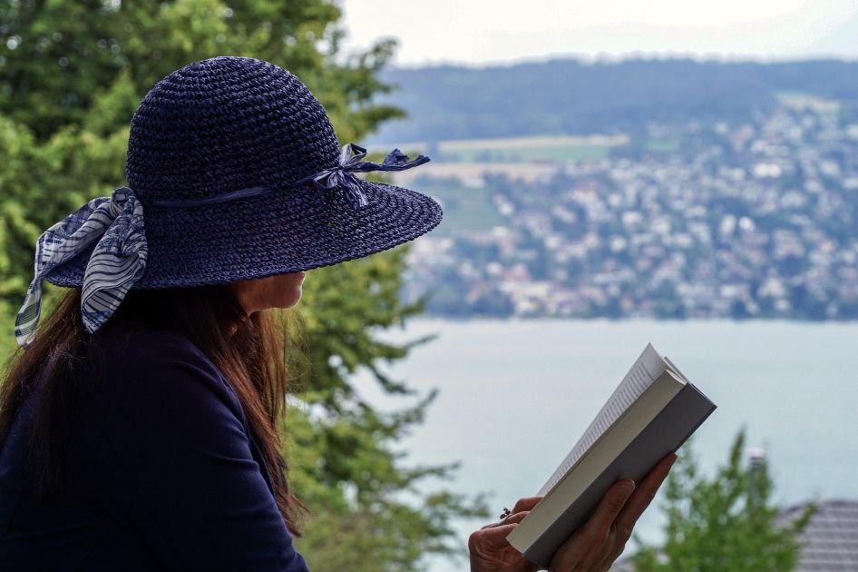 Leitura com propósito em ambiente tranquilo